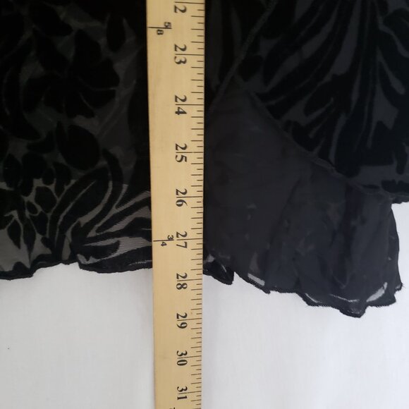 Endless Designs Woman Black Velvet Floral Pattern Sheer Lightweight Poncho - Picture 2 of 13